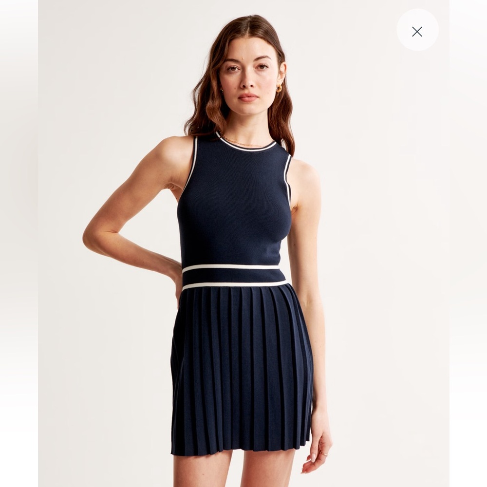 abercrombie and fitch women small Tall Pleated Mini Sweater Dress New